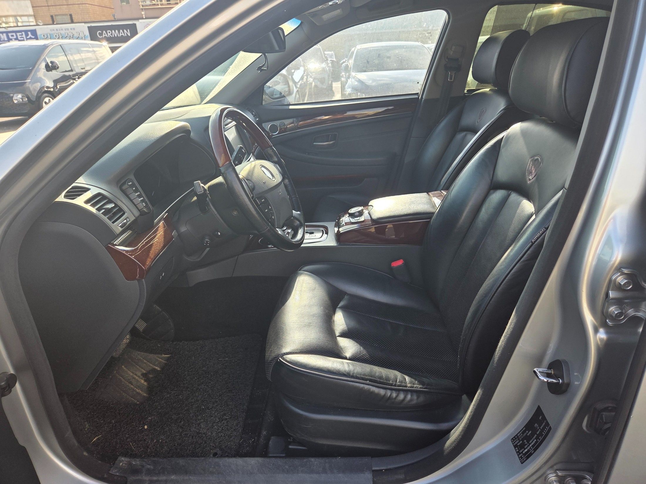 SSANGYONG CHAIRMAN W 2008