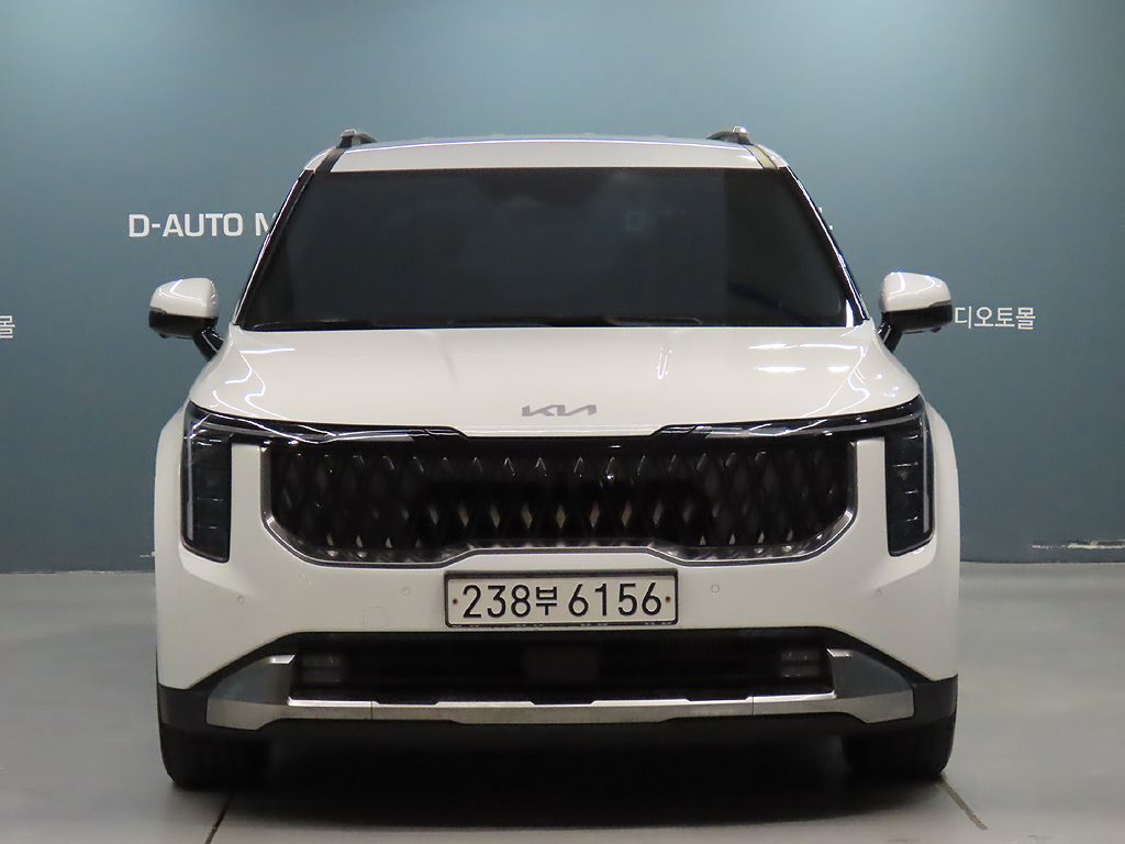 KIA CARNIVAL 2023