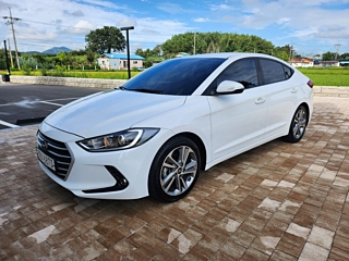 HYUNDAI AVANTE AD 2018
