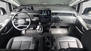HYUNDAI STARIA 2024