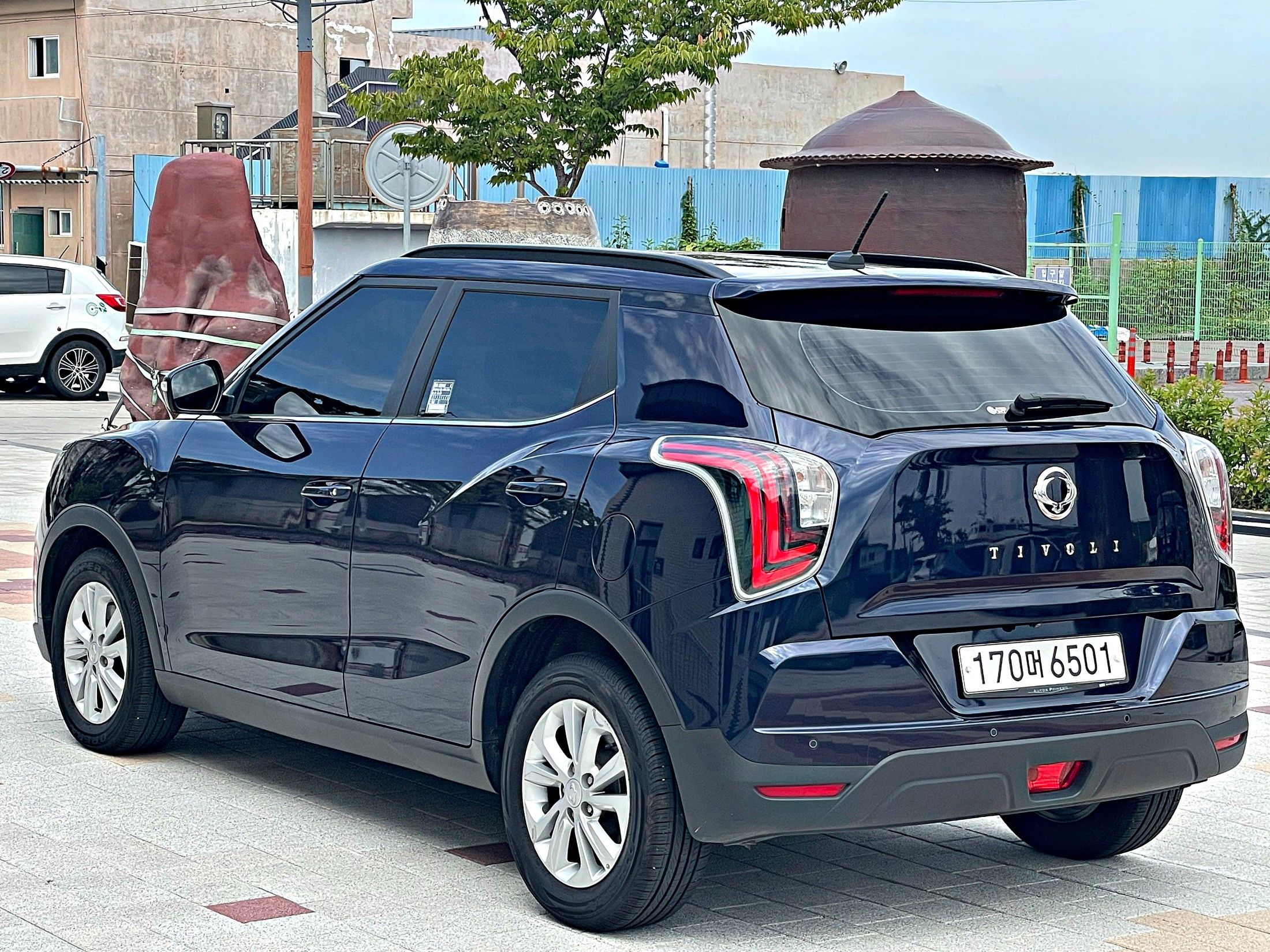 SSANGYONG TIVOLI VERY NEW 2020