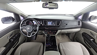 KIA CARNIVAL 2017