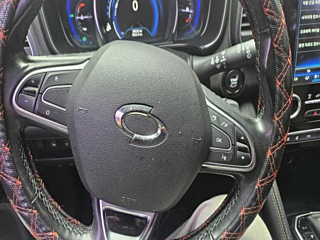 SAMSUNG QM6 2017