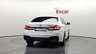 BMW 5-SERIES G30 2022