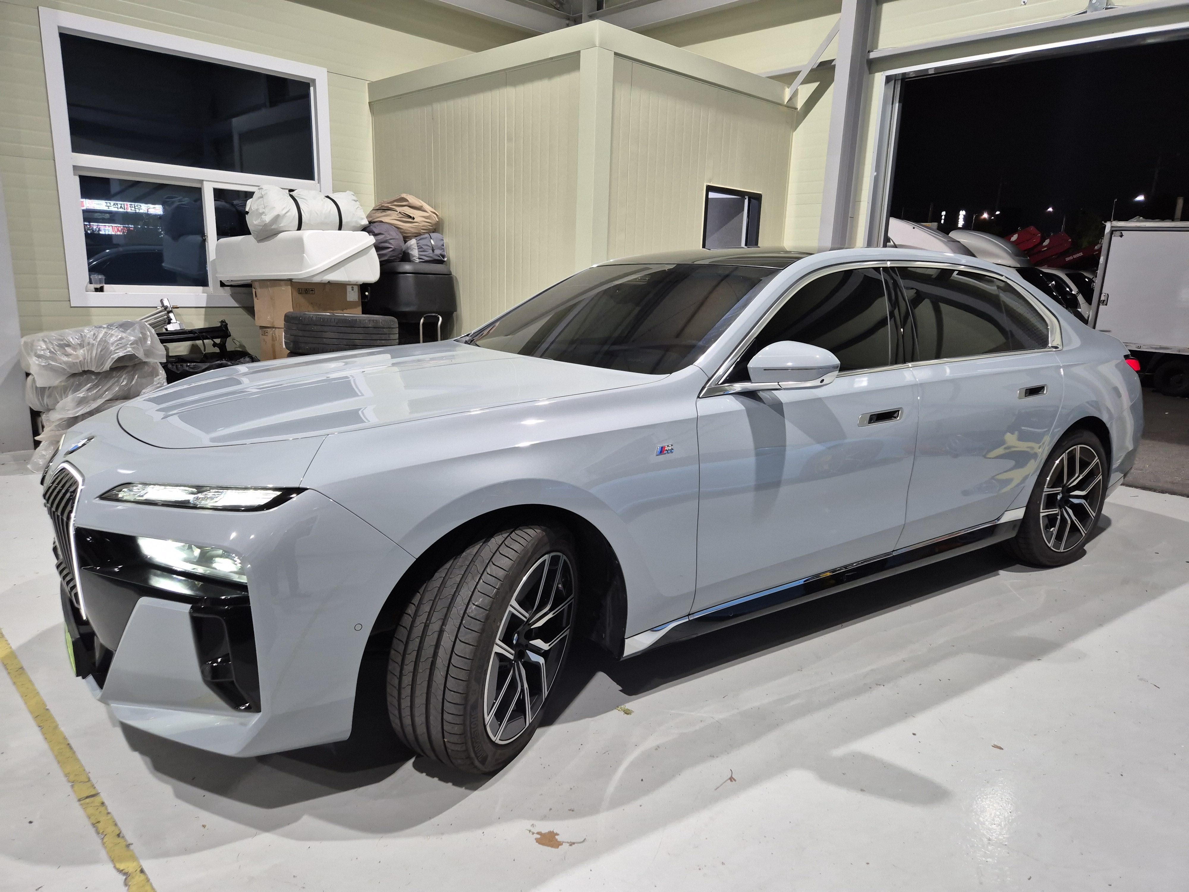 BMW 7-SERIES G70 2024