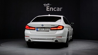 BMW 5-SERIES G30 2018