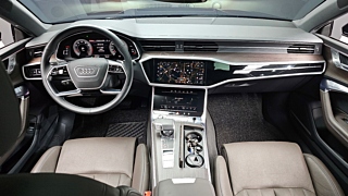 AUDI A7 4K 2022