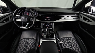AUDI Q8 4M 2021