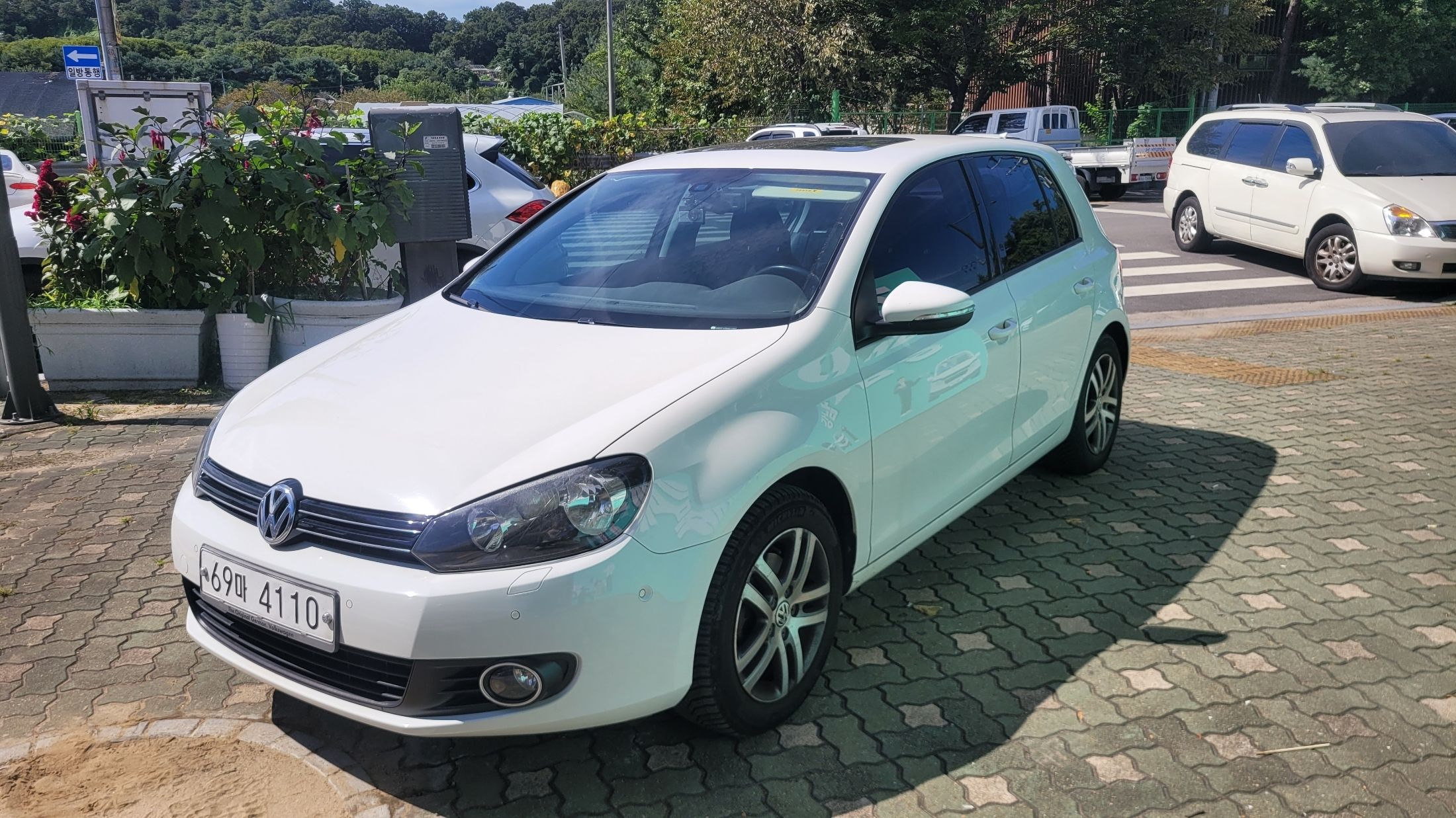 VOLKSWAGEN GOLF 2011