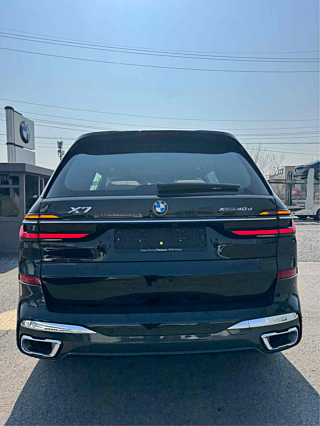 BMW X7 G07 2025