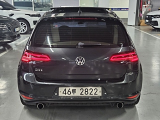 VOLKSWAGEN GOLF 2016