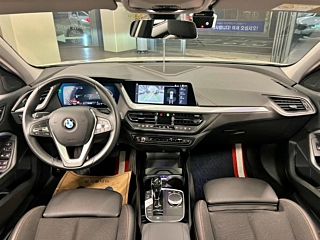 BMW 1-SERIES F40  118d Sport 2021