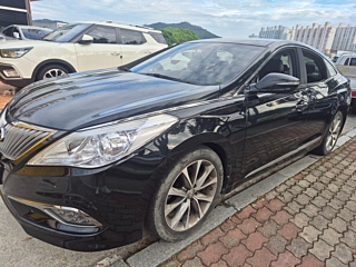 HYUNDAI GRANDEUR HG 2015
