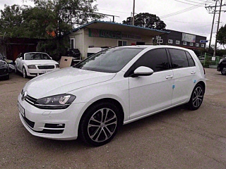 VOLKSWAGEN GOLF 2014