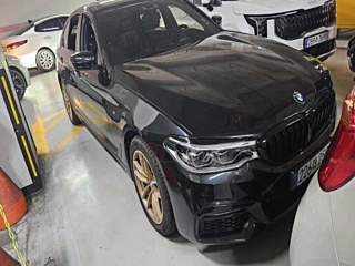BMW 5-SERIES G30 2017