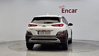 HYUNDAI KONA 2021