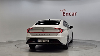 HYUNDAI SONATA DN8 2022