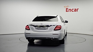 MERCEDES BENZ E-CLASS W213 2018