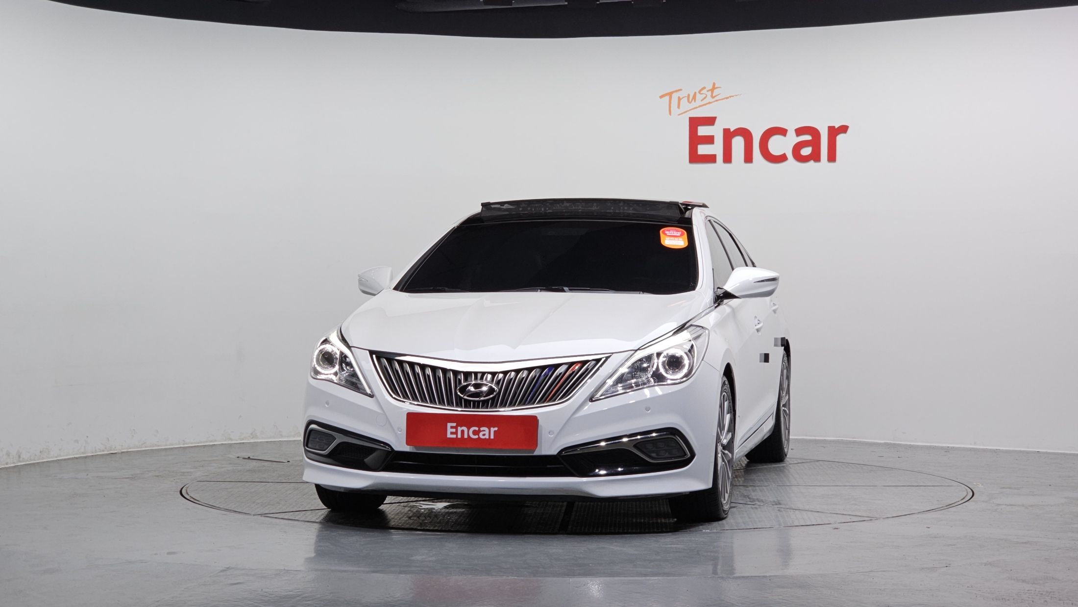 HYUNDAI GRANDEUR HG 2016