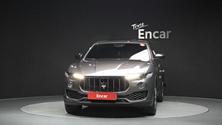 MASERATI LEVANTE 2016