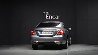 MERCEDES BENZ E-CLASS W213 2018
