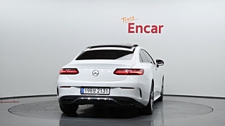 MERCEDES BENZ E-CLASS W213 2017
