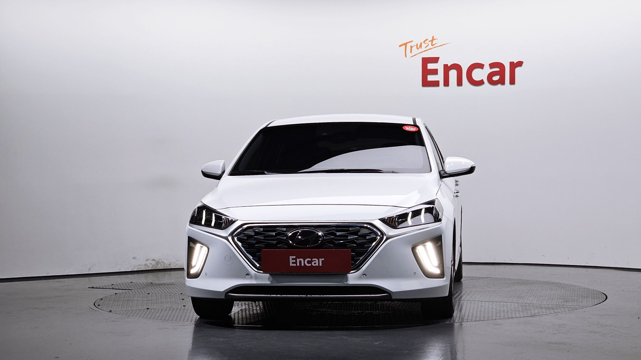 HYUNDAI IONIQ HYBRID 2019