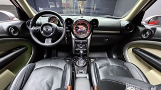 MINI COUNTRYMAN COOPER D 2016
