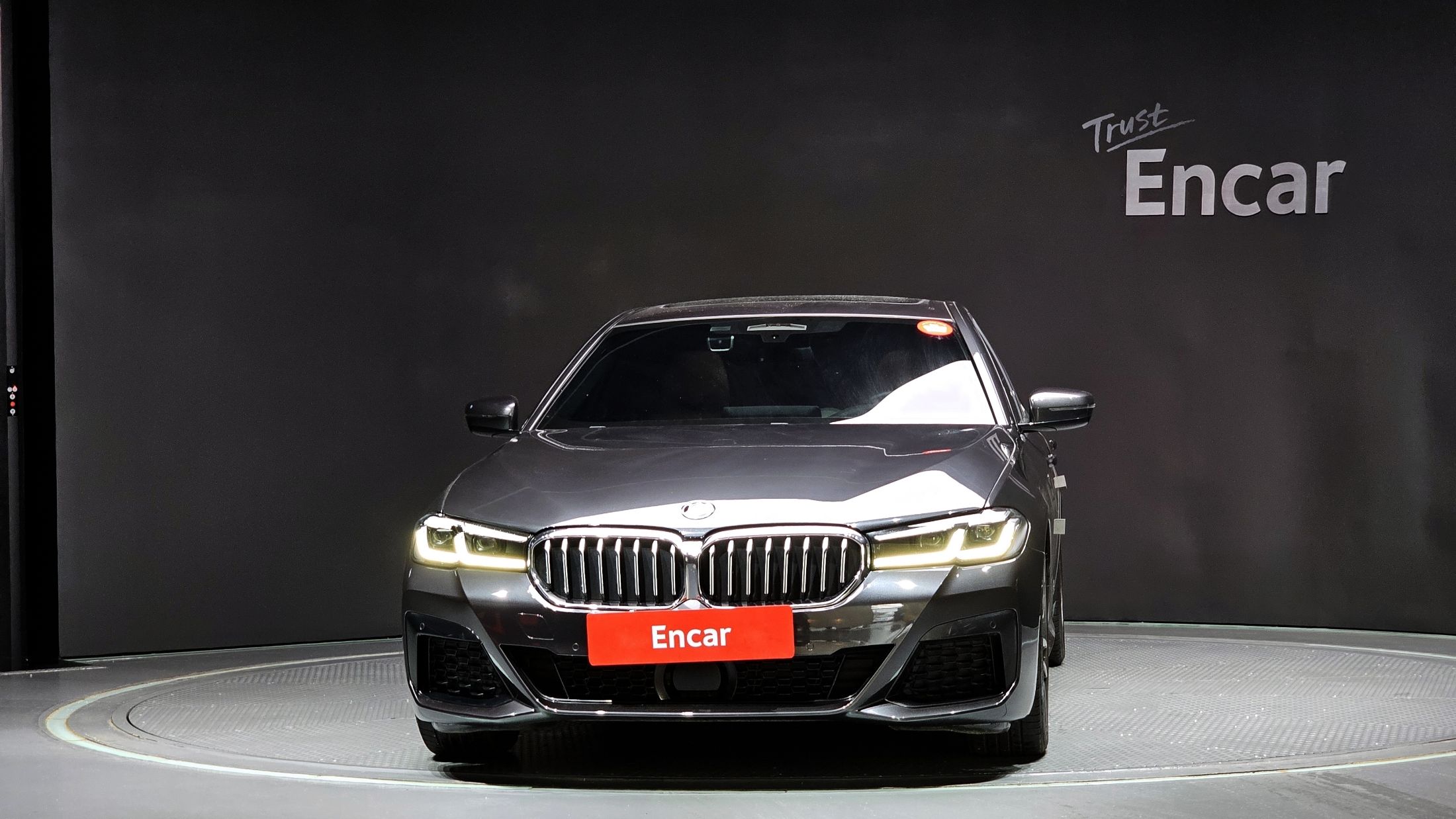 BMW 5-SERIES G30 2020