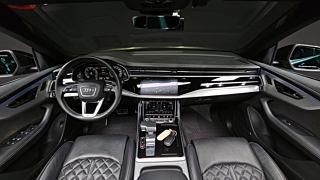 AUDI Q8 4M 2021