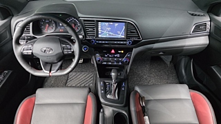 HYUNDAI AVANTE AD 2018