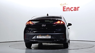 HYUNDAI IONIQ HYBRID 2020