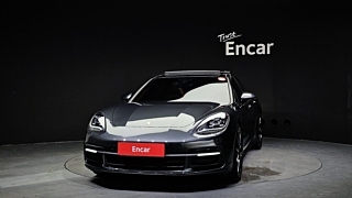 PORSCHE PANAMERA 971 2018