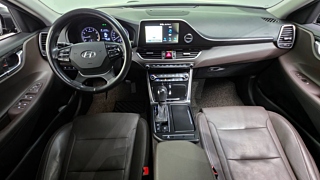 HYUNDAI GRANDEUR IG 2017