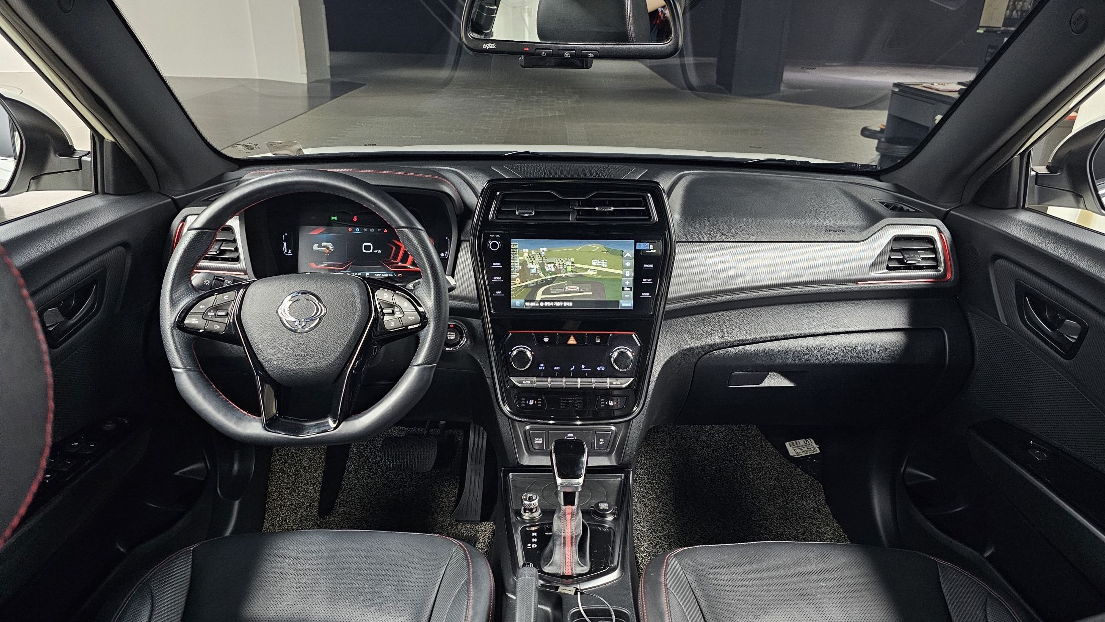 SSANGYONG TIVOLI VERY NEW 2020