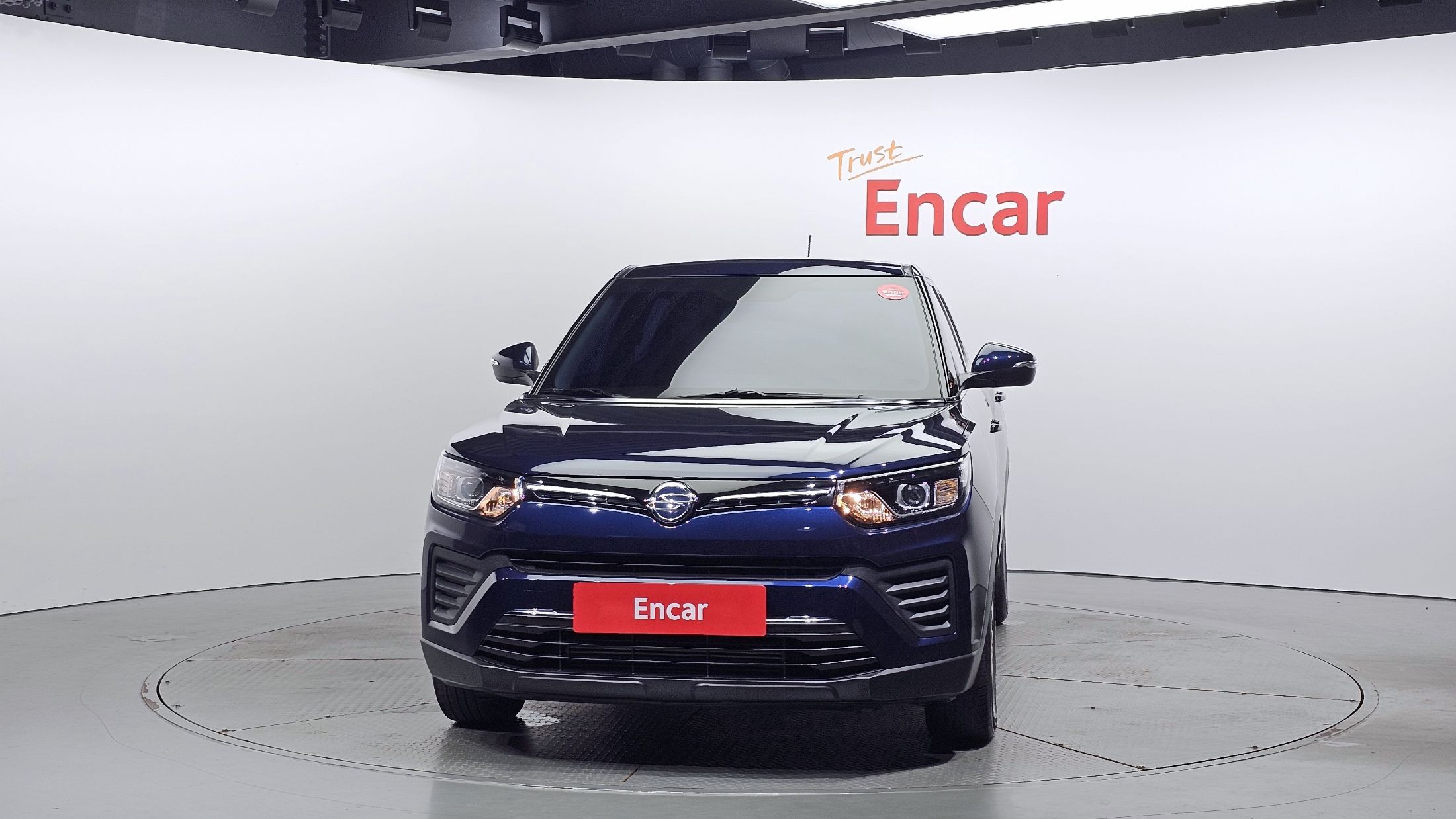 SSANGYONG TIVOLI VERY NEW 2021