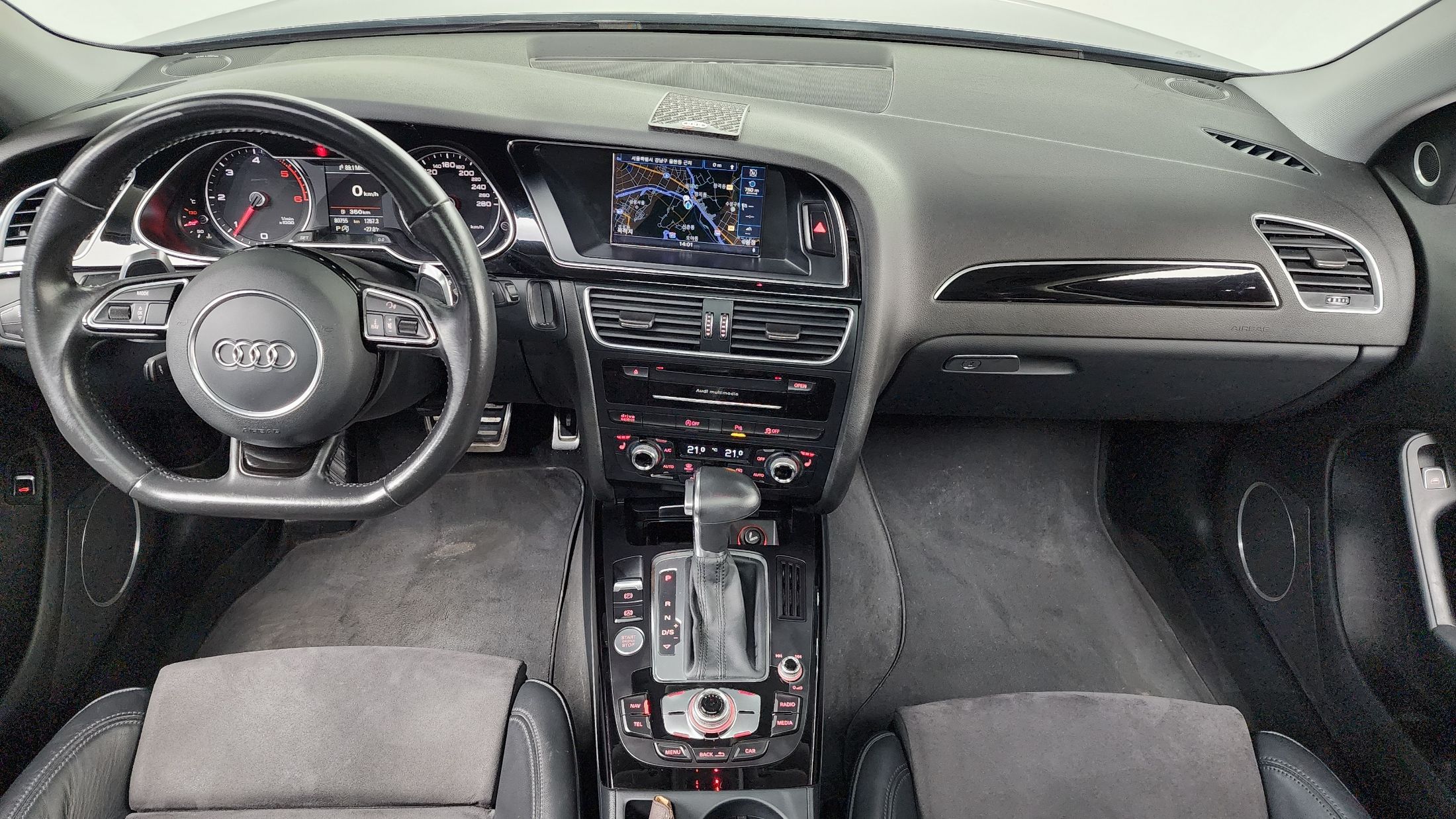 AUDI A4 2016
