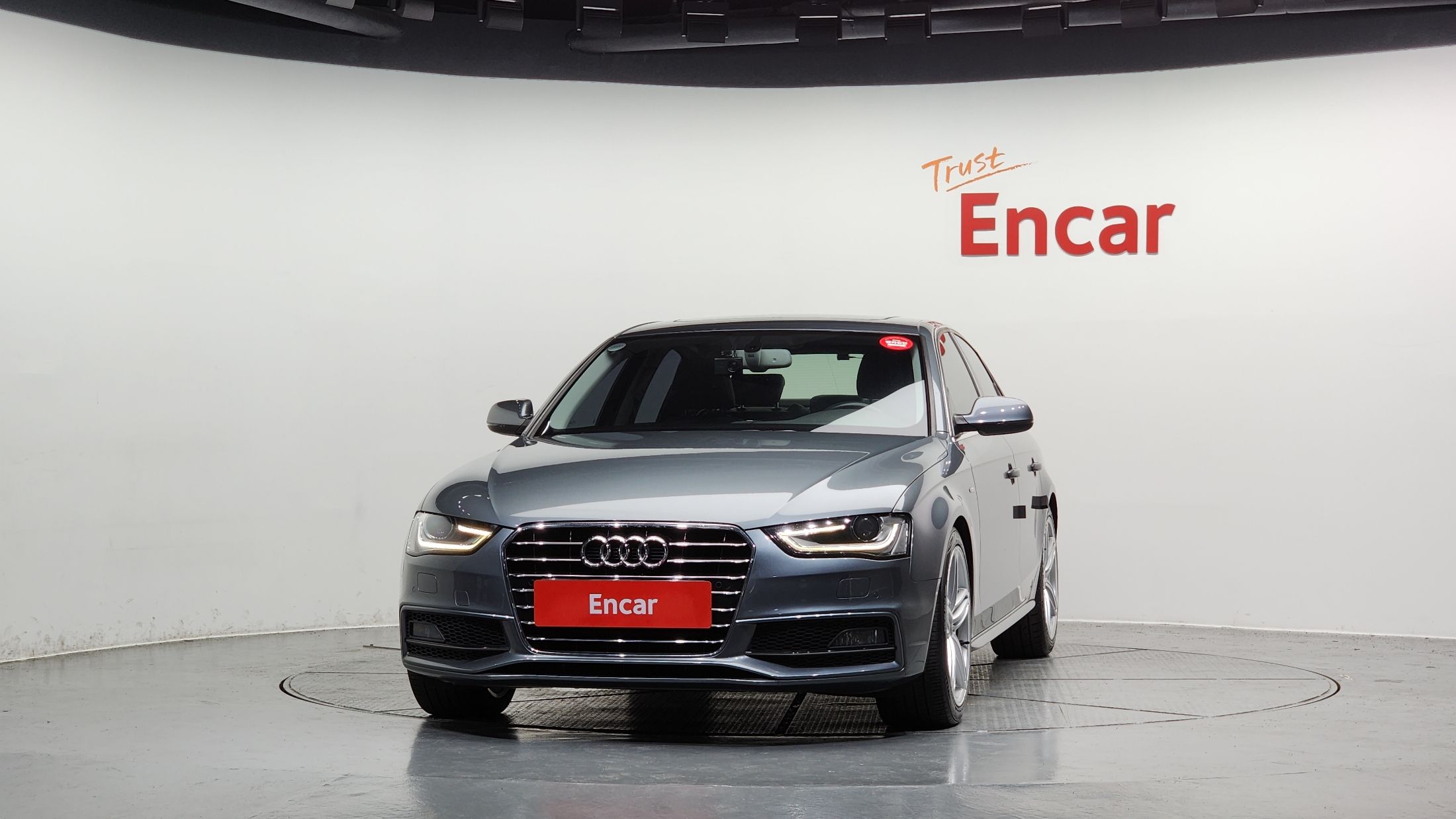 AUDI A4 2016