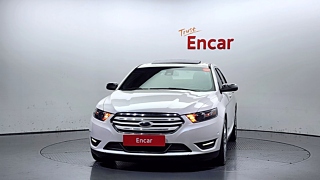 FORD TAURUS 2017