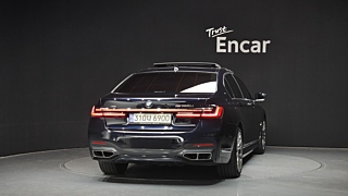 BMW 7-SERIES G11 2021