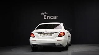 MERCEDES BENZ E-CLASS W213 2016