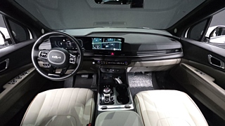 KIA CARNIVAL 2024
