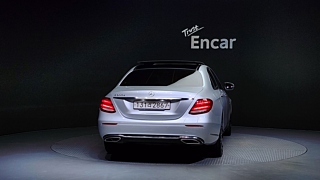 MERCEDES BENZ E-CLASS W213 2019