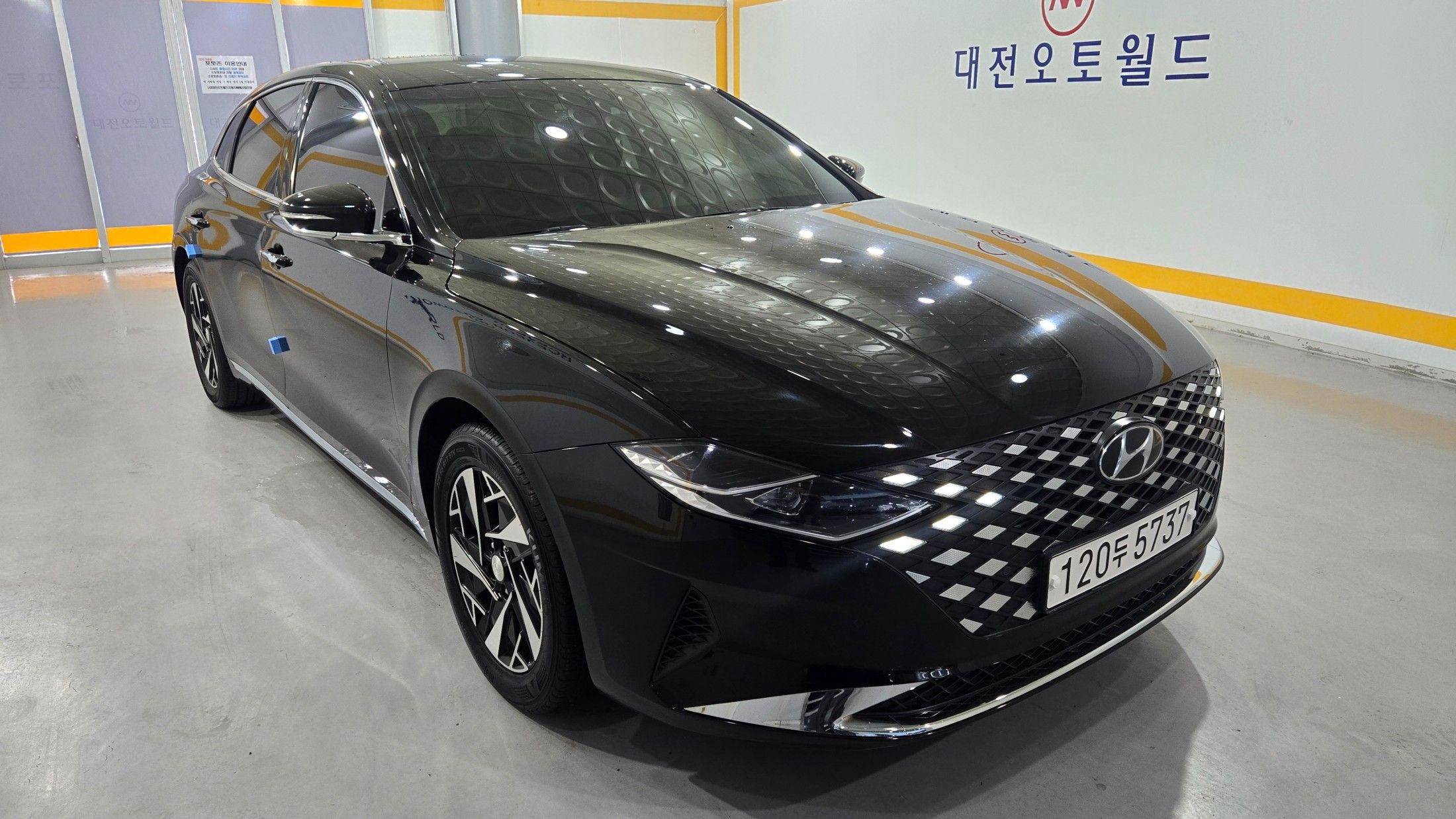 HYUNDAI GRANDEUR IG HYBRID 2021
