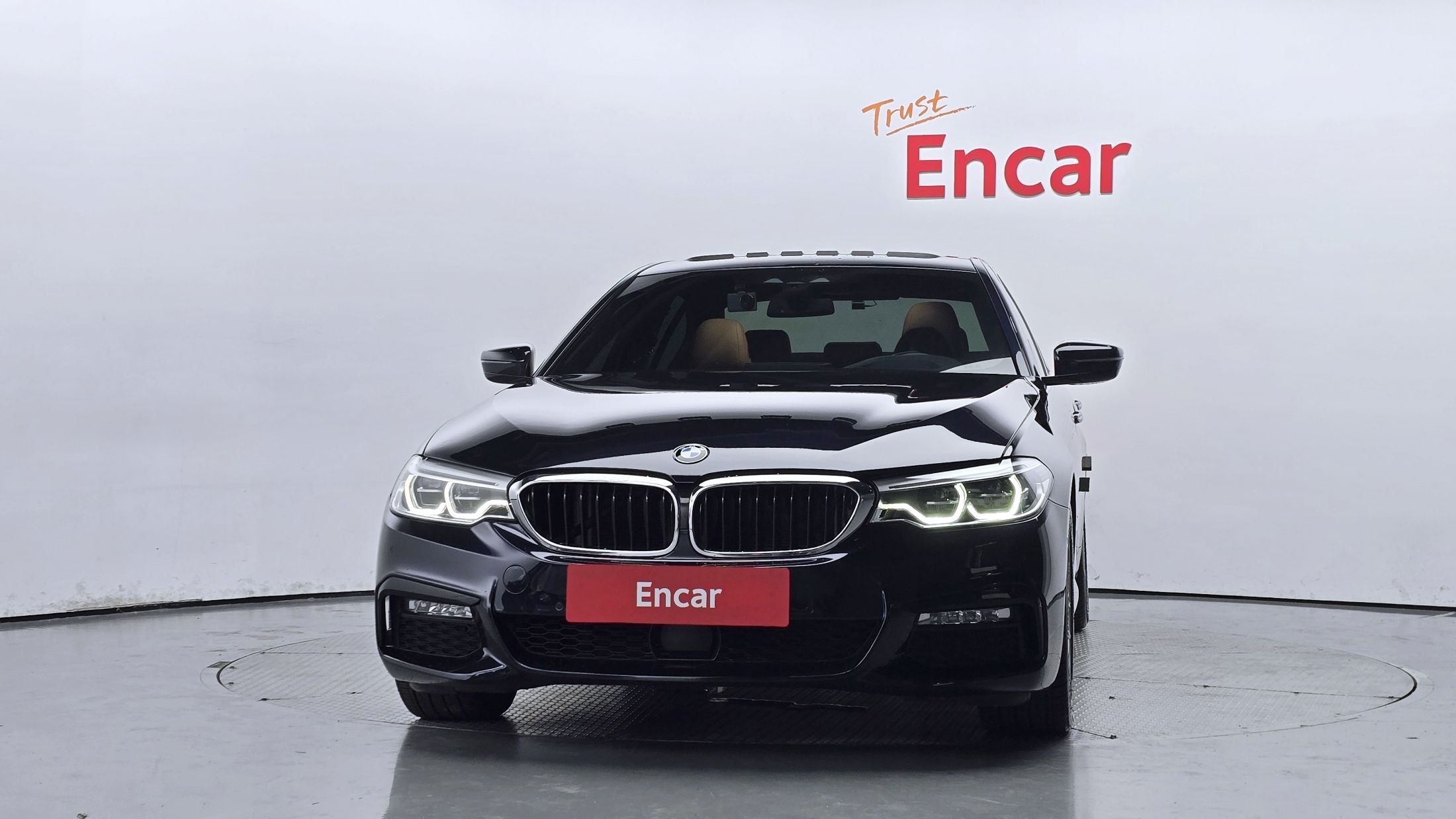 BMW 5-SERIES G30 2017