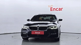 BMW 5-SERIES G30 2017