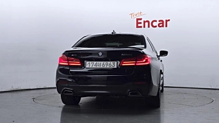 BMW 5-SERIES G30 2017