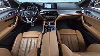 BMW 5-SERIES G30 2017