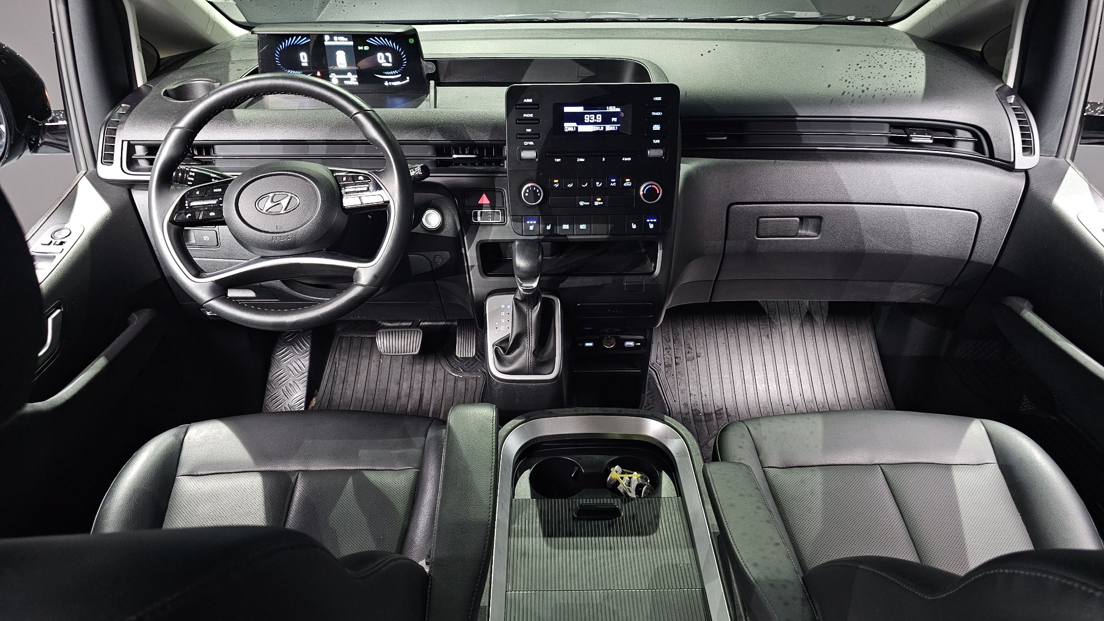 HYUNDAI STARIA 2022