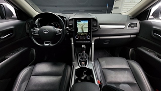 SAMSUNG QM6 2022